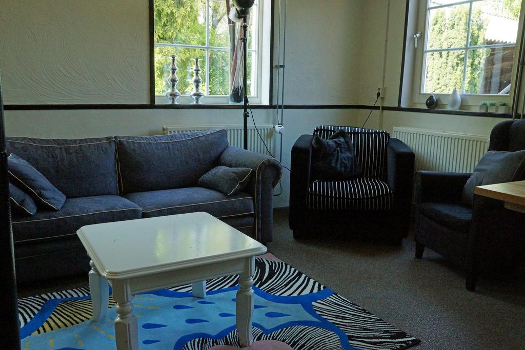 D'N Twist Bed and Breakfast Overloon Buitenkant foto