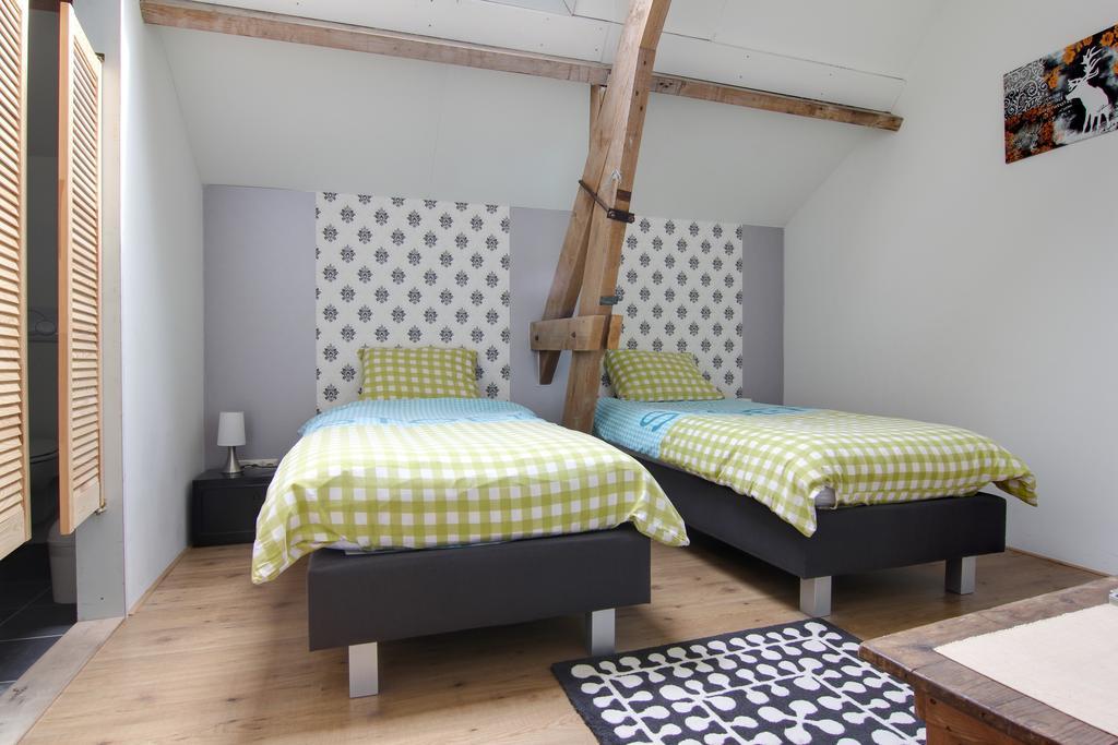 D'N Twist Bed and Breakfast Overloon Buitenkant foto